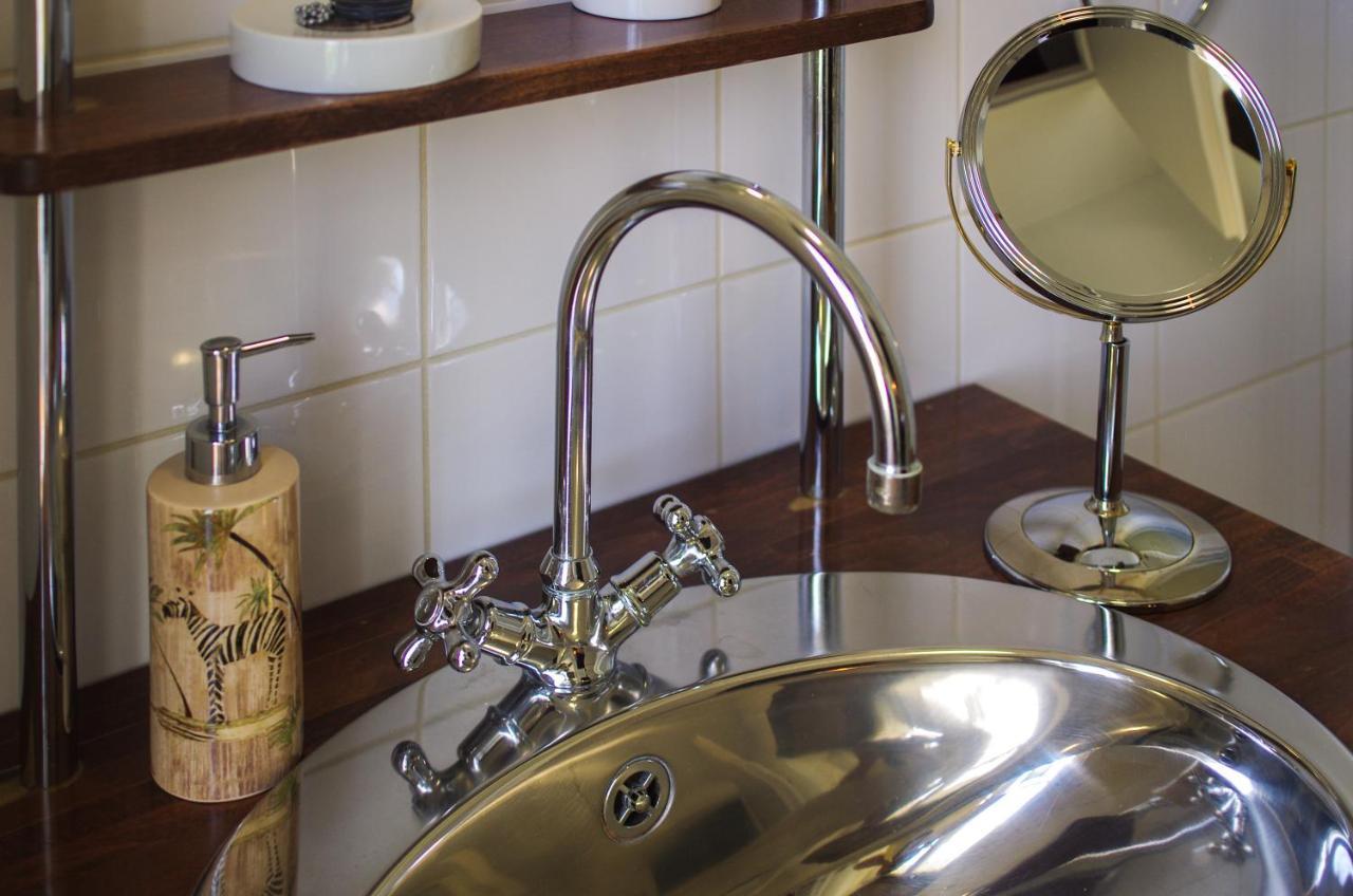 Logis Saint Leonard Bed & Breakfast Dompierre-sur-Mer Dış mekan fotoğraf